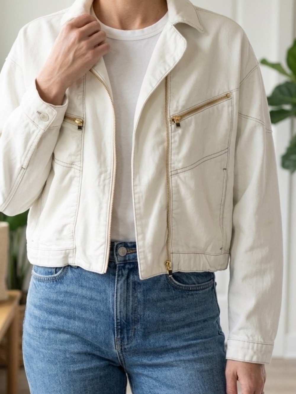 Cropped white denim Jacket - Lightweight Women's Coat